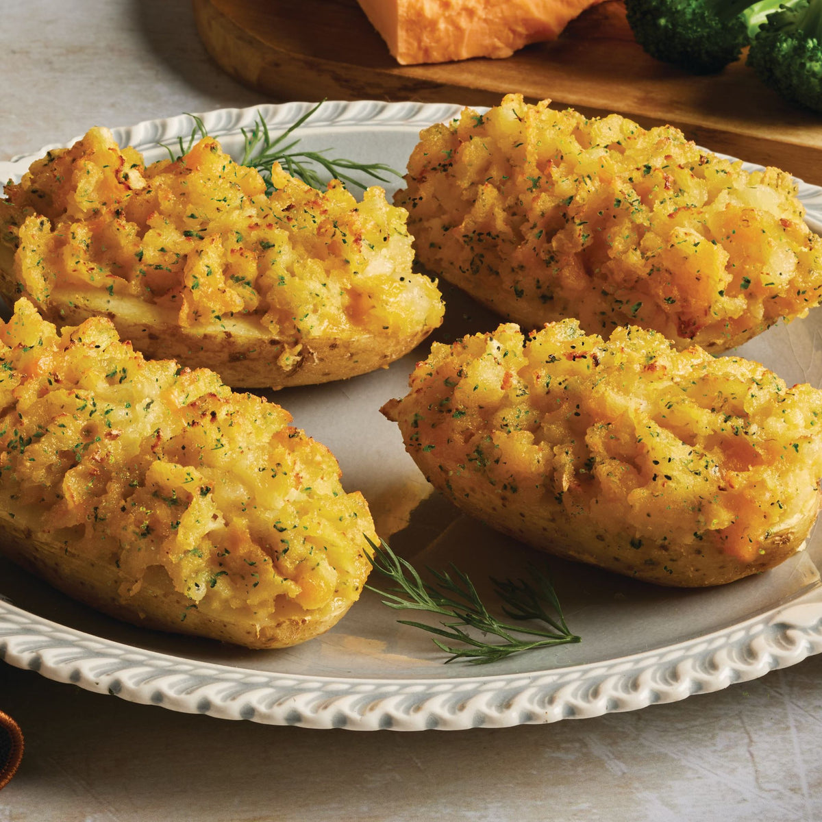 Pommes de terre farcies de brocoli et de fromage